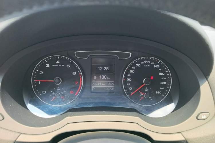 Used Audi Q3 2017 30 TFSI Fashion Model Instrument Cluster