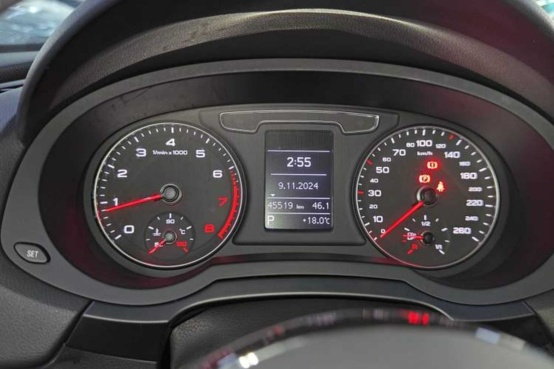 Used Audi Q3 2017 30 TFSI Fashion Model Instrument Cluster