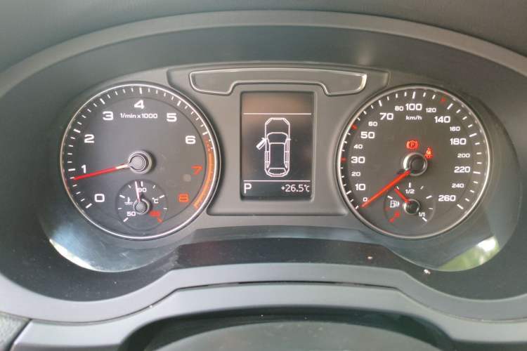 Used Audi Q3 2017 30 TFSI Fashion Model Instrument Cluster