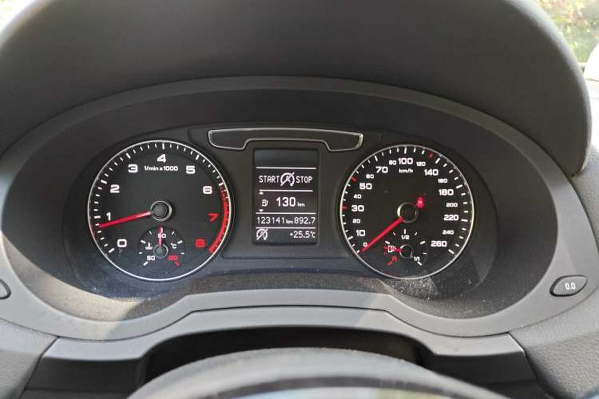 Used Audi Q3 2017 30 TFSI Fashion Model Instrument Cluster