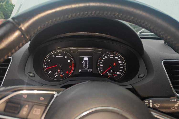 Used Audi Q3 2017 35 TFSI Fashion Model Instrument Cluster