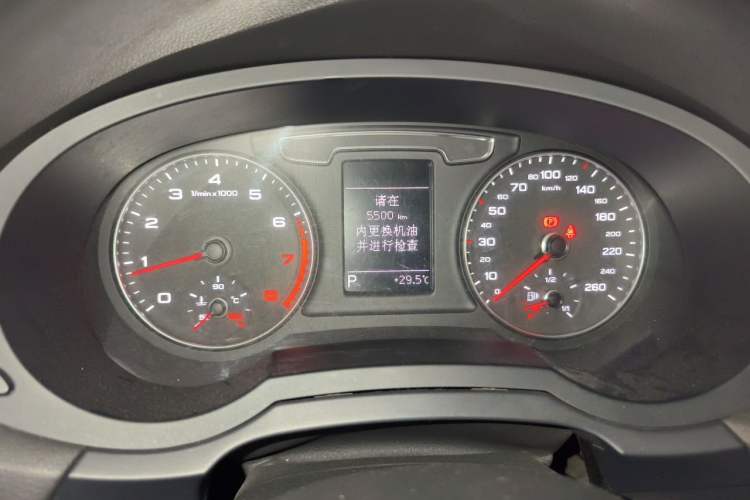 Used Audi Q3 2017 30 TFSI Fashion Model Instrument Cluster