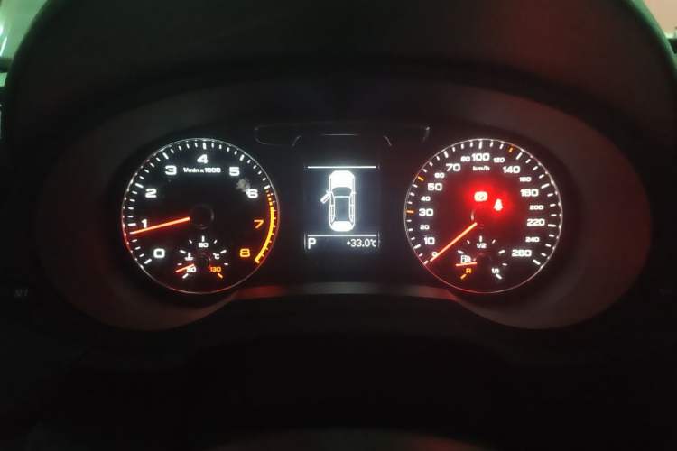Used Audi Q3 2017 30 TFSI Fashion Model Instrument Cluster