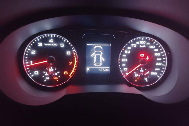 Used Audi Q3 2017 30 TFSI Fashion Model Instrument Cluster