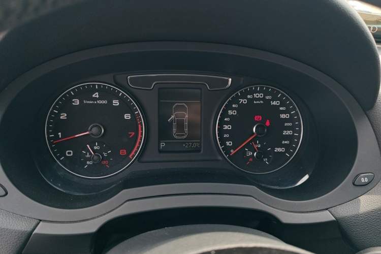 Used Audi Q3 2017 30 TFSI Fashion Model Instrument Cluster