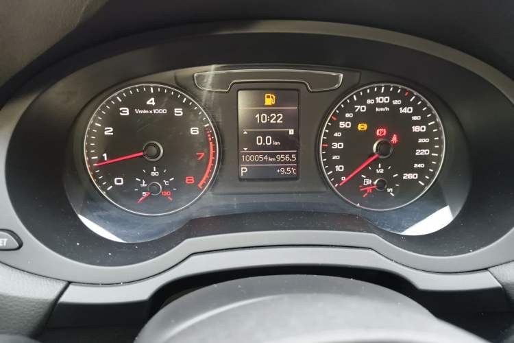Used Audi Q3 2017 30 TFSI Fashion Model Instrument Cluster