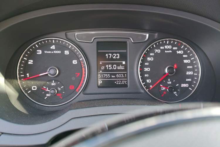 Used Audi Q3 2017 30 TFSI Fashion Model Instrument Cluster