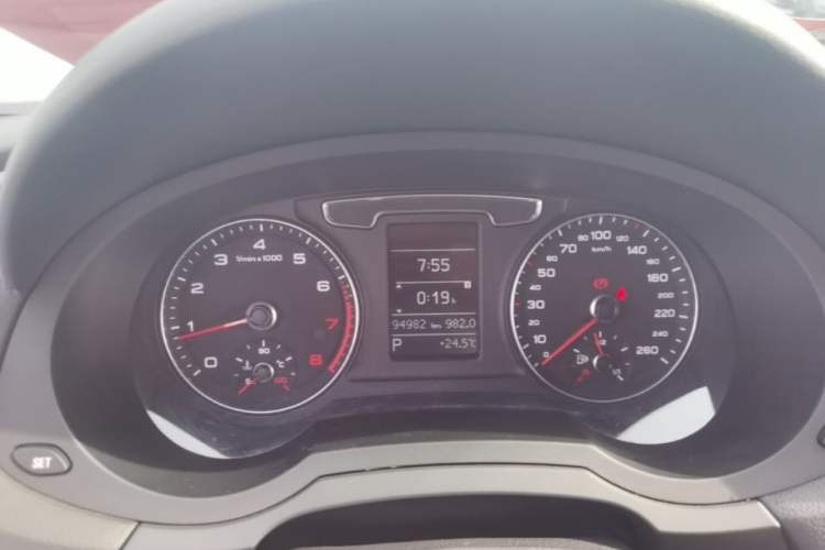 Used Audi Q3 2017 30 TFSI Fashion Model Instrument Cluster