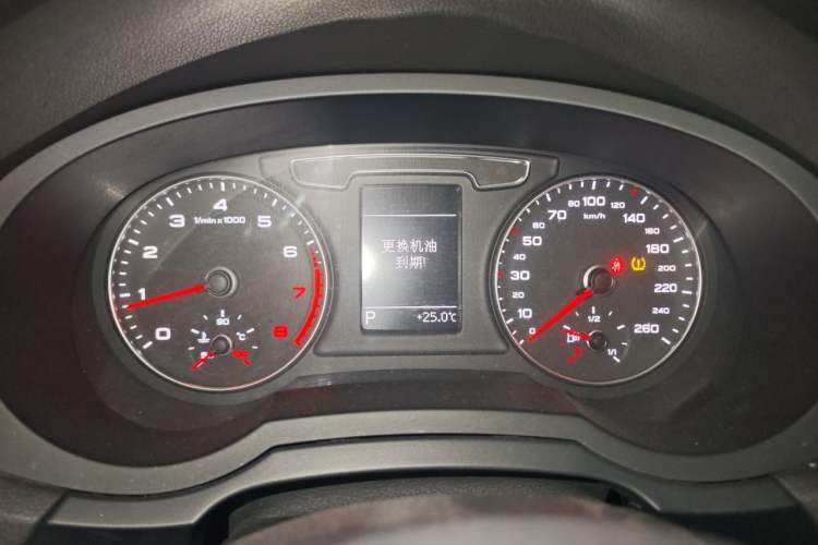 Used Audi Q3 2017 30 TFSI Fashion Model Instrument Cluster