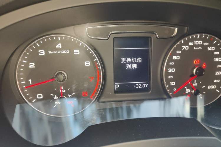 Used Audi Q3 2017 30 TFSI Fashion Model Instrument Cluster