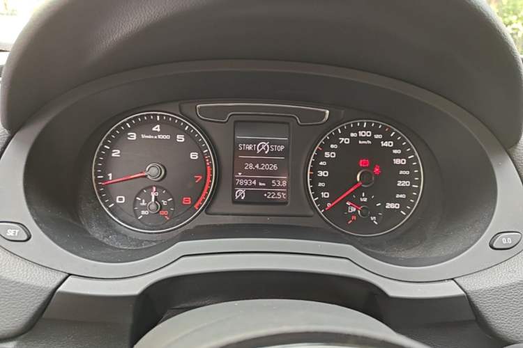 Used Audi Q3 2017 30 TFSI Fashion Model Instrument Cluster