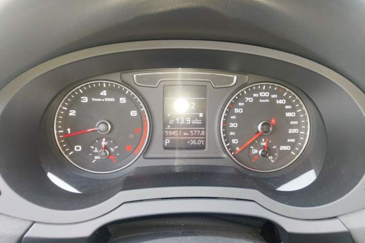 Used Audi Q3 2017 30 TFSI Fashion Model Instrument Cluster