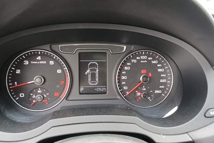 Used Audi Q3 2017 30 TFSI Fashion Model Instrument Cluster