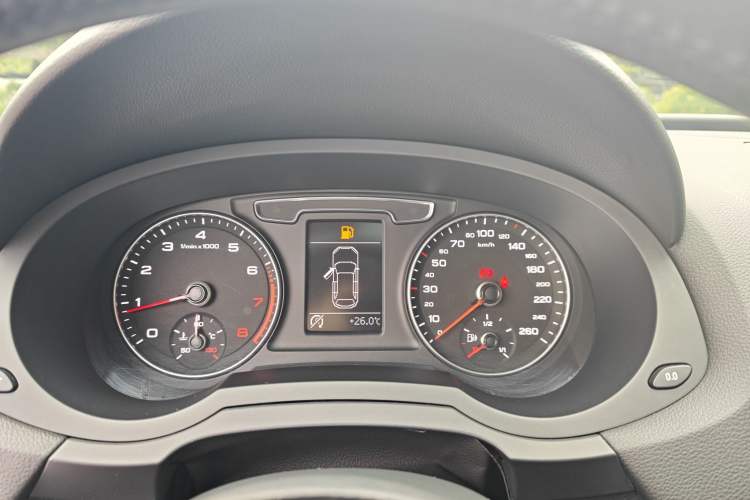 Used Audi Q3 2017 35 TFSI Fashion Model Instrument Cluster