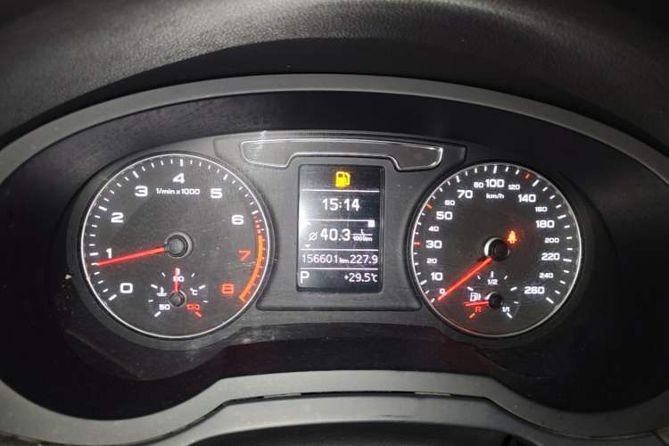 Used Audi Q3 2017 35 TFSI Fashion Model Instrument Cluster