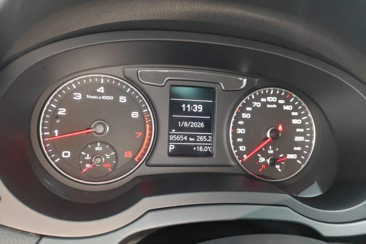 Used Audi Q3 2017 30 TFSI Fashion Model Instrument Cluster