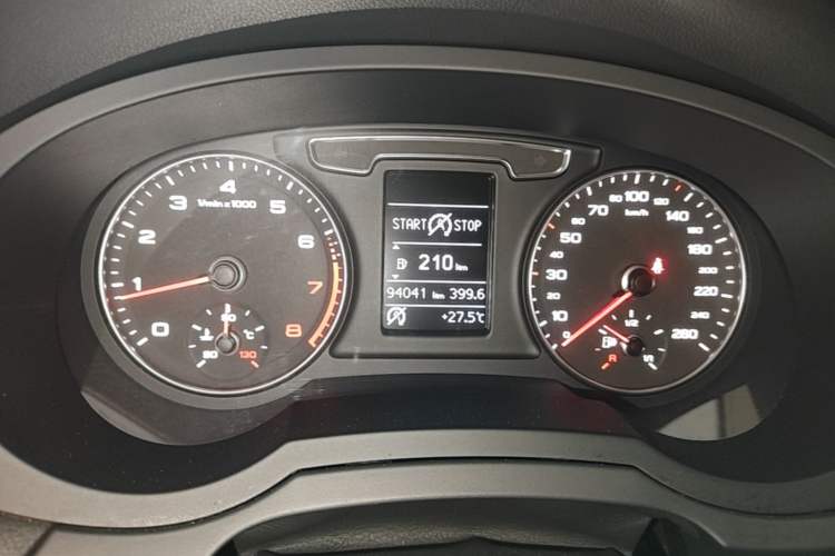 Used Audi Q3 2017 30 TFSI Fashion Model Instrument Cluster