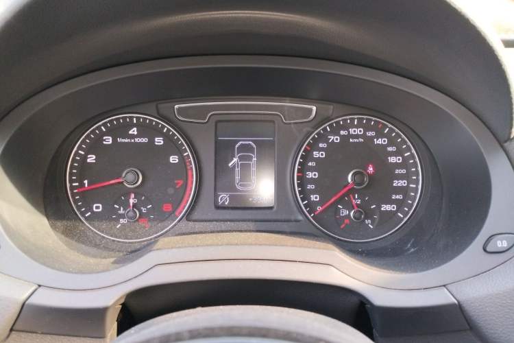 Used Audi Q3 2017 30 TFSI Fashion Model Instrument Cluster