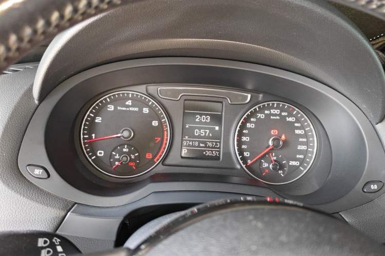 Used Audi Q3 2017 30 TFSI Fashion Model Instrument Cluster