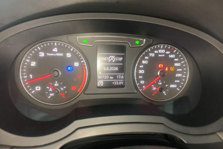 Used Audi Q3 2017 35 TFSI Fashion Model Instrument Cluster