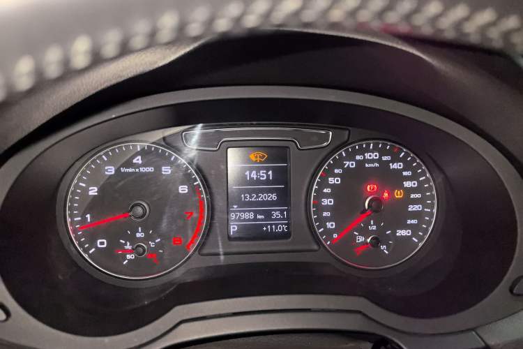 Used Audi Q3 2017 30 TFSI Fashion Model Instrument Cluster