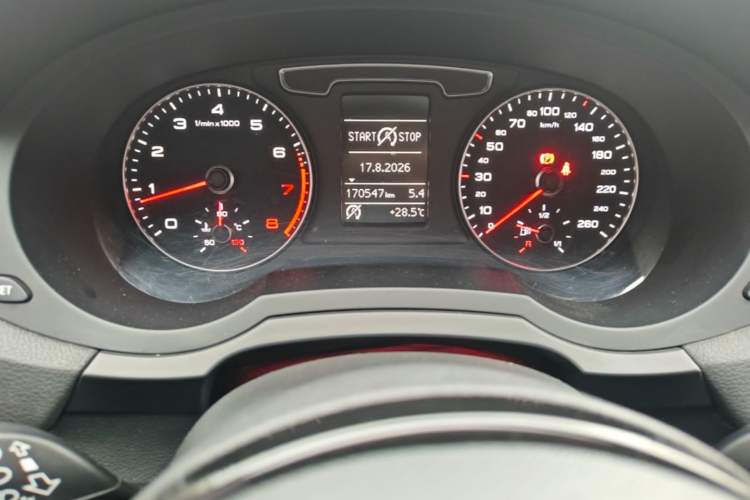 Used Audi Q3 2017 30 TFSI Fashion Model Instrument Cluster