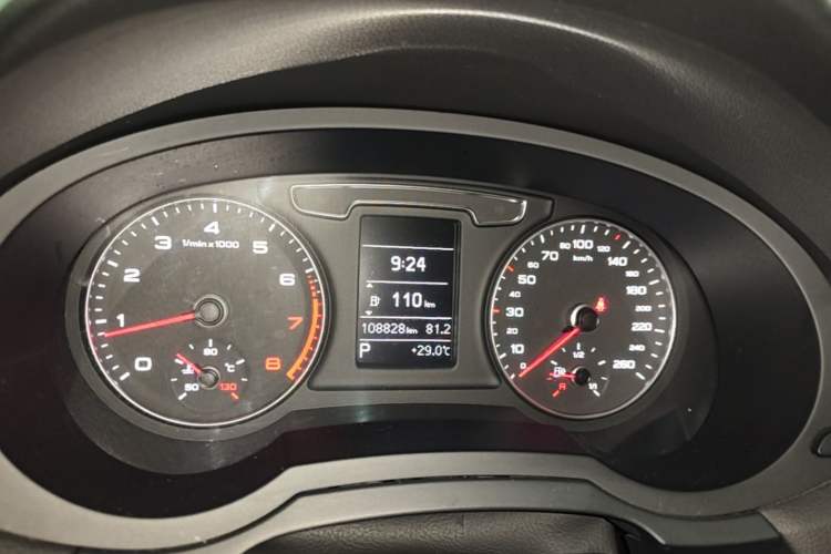Used Audi Q3 2017 35 TFSI Style Edition Instrument Cluster