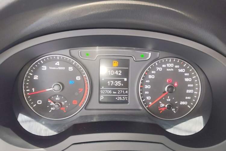 Used Audi Q3 2017 30 TFSI Fashion Model Instrument Cluster