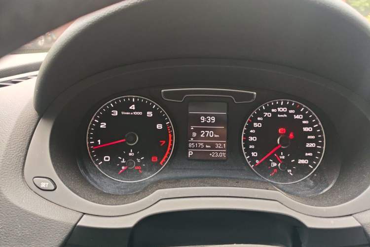 Used Audi Q3 2017 30 TFSI Fashion Model Instrument Cluster