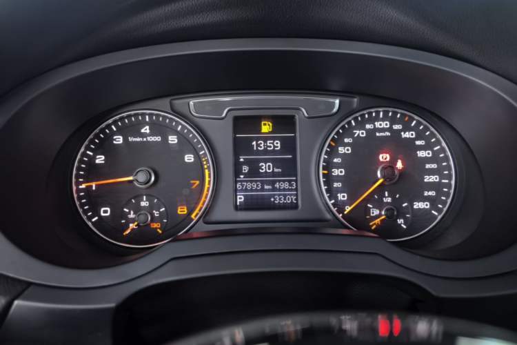 Used Audi Q3 2017 35 TFSI Fashion Model Instrument Cluster