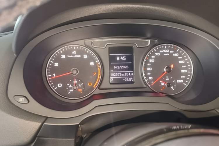 Used Audi Q3 2017 30 TFSI Fashion Model Instrument Cluster