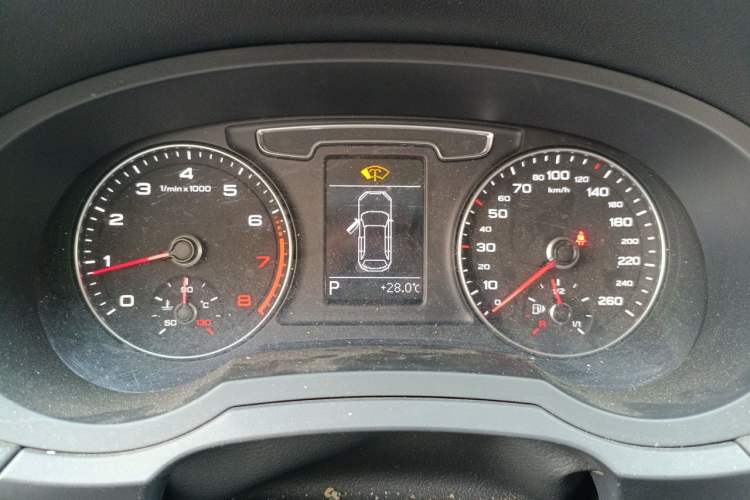 Used Audi Q3 2017 30 TFSI Fashion Model Instrument Cluster