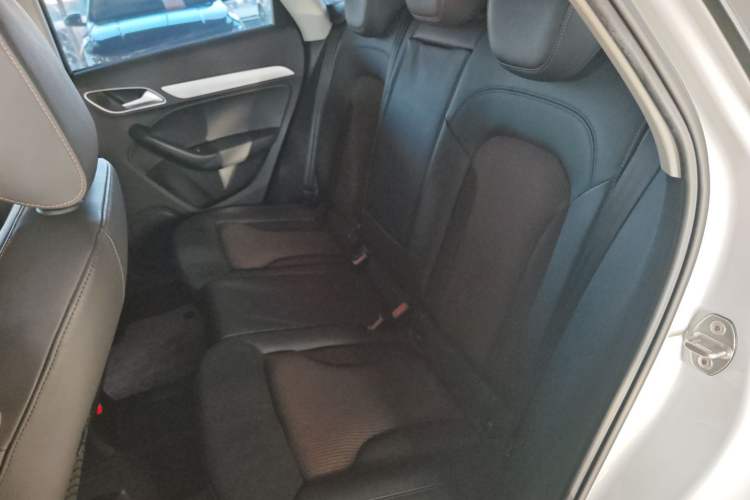 Used Audi Q3 2017 35 TFSI Fashion Model Interior 1