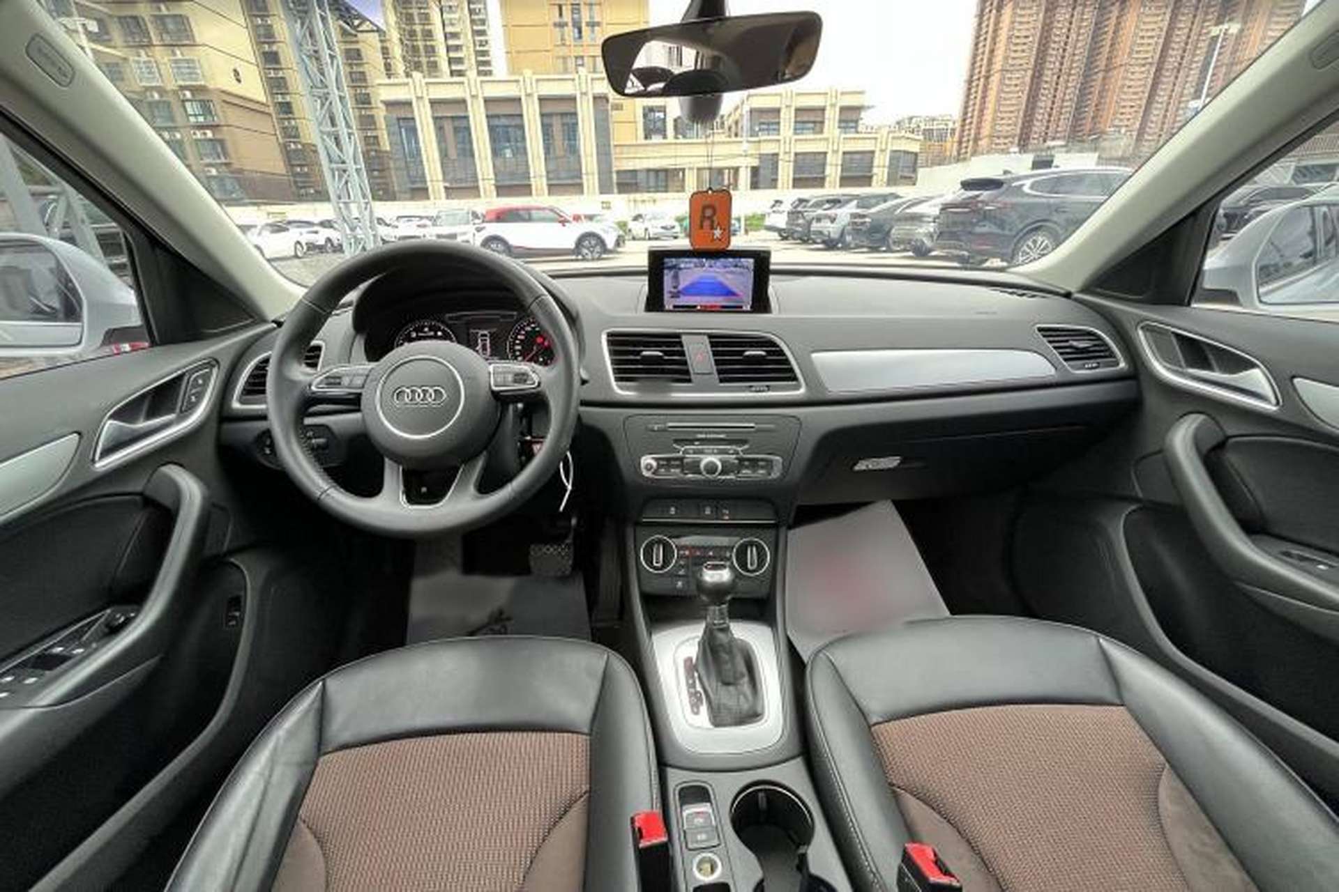 Used Audi Q3 2017 35 TFSI Fashion Model Interior 1