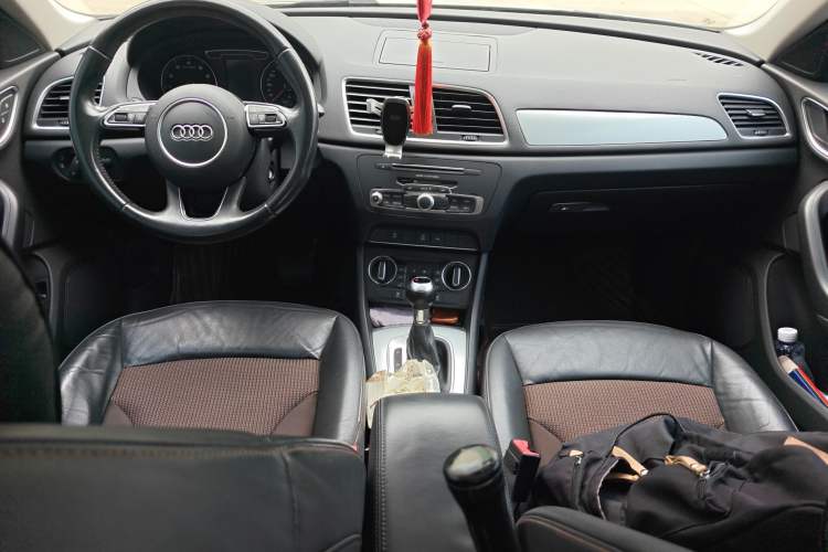 Used Audi Q3 2017 30 TFSI Fashion Model Interior 2