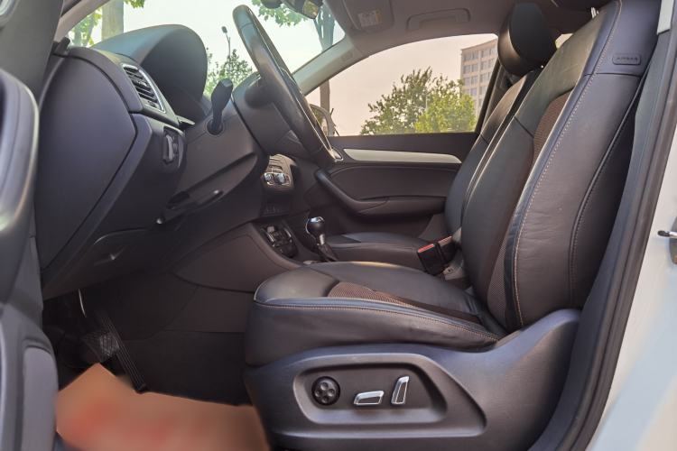 Used Audi Q3 2017 30 TFSI Fashion Model Interior 3