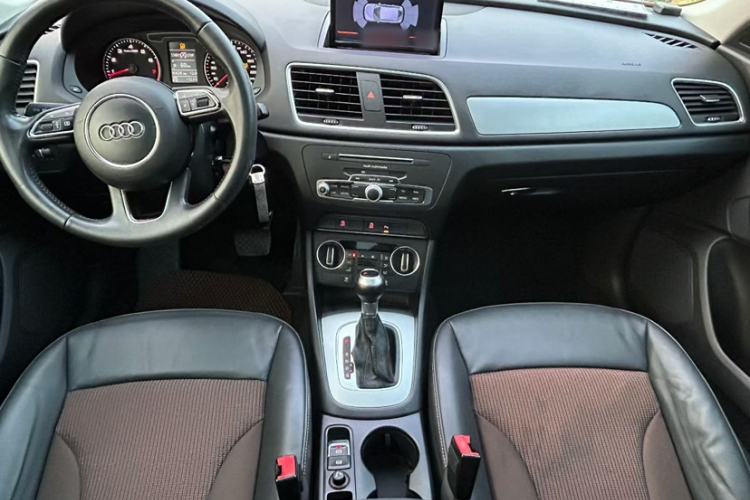Used Audi Q3 2017 35 TFSI Fashion Model Interior 3