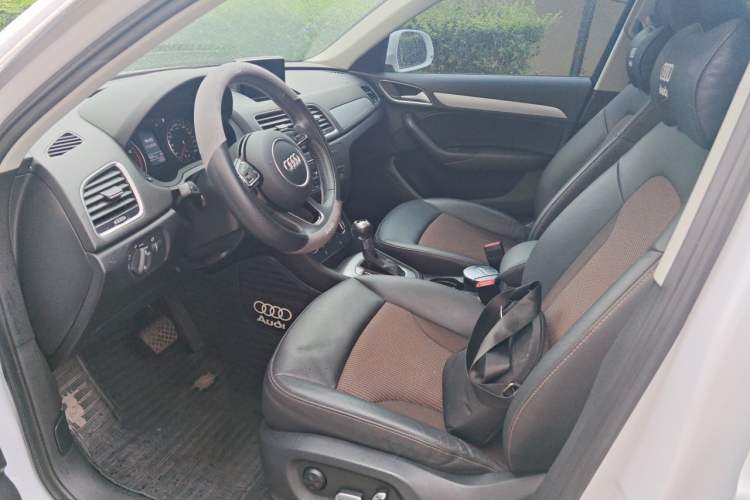 Used Audi Q3 2017 30 TFSI Fashion Model Interior 3