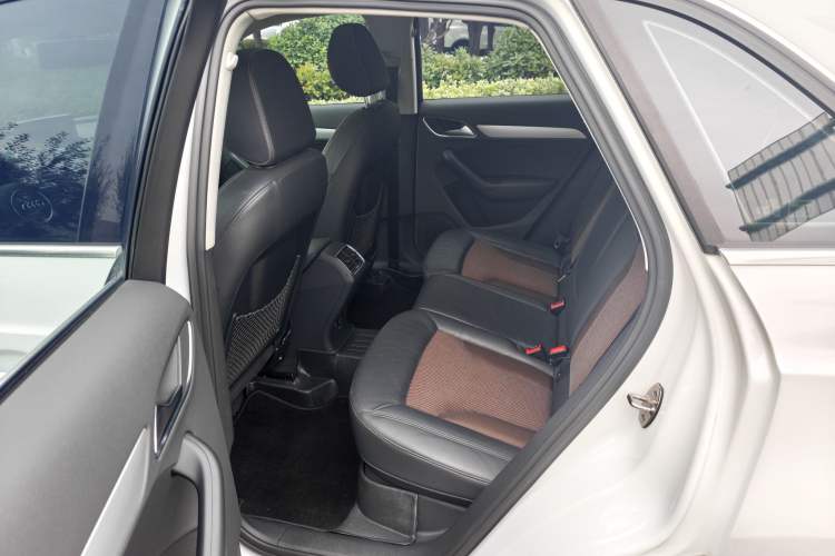 Used Audi Q3 2017 35 TFSI Fashion Model Interior 3