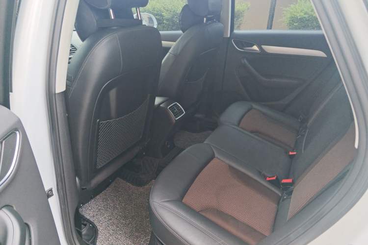 Used Audi Q3 2017 30 TFSI Fashion Model Interior 4