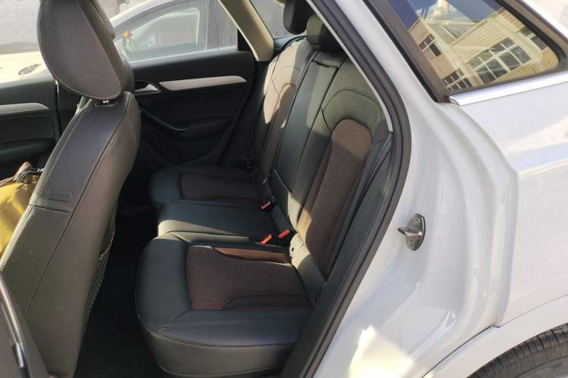 Used Audi Q3 2017 35 TFSI Fashion Model Interior 4