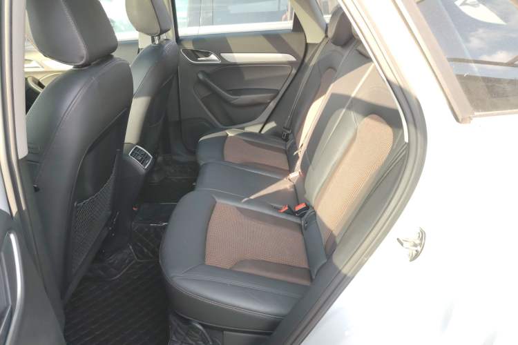 Used Audi Q3 2017 30 TFSI Fashion Model Interior 4