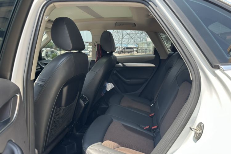 Used Audi Q3 2017 35 TFSI Fashion Model Interior 5