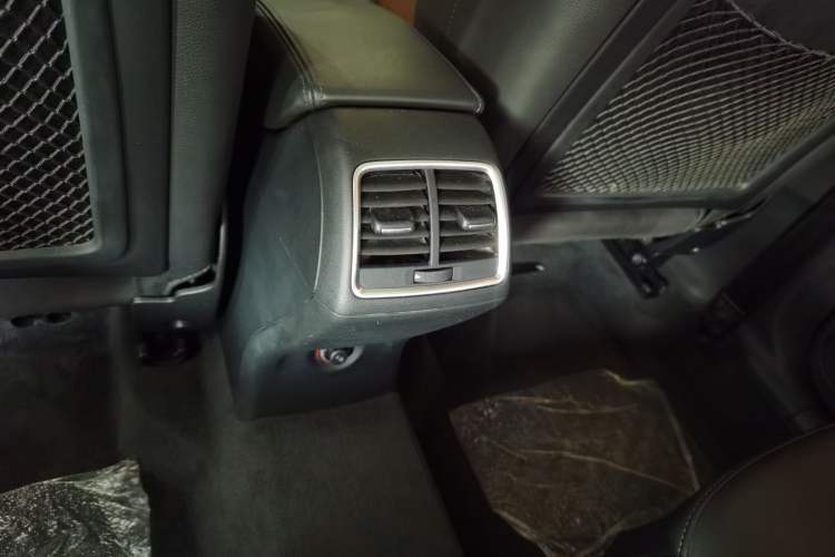 Used Audi Q3 2017 30 TFSI Fashion Model Interior 5