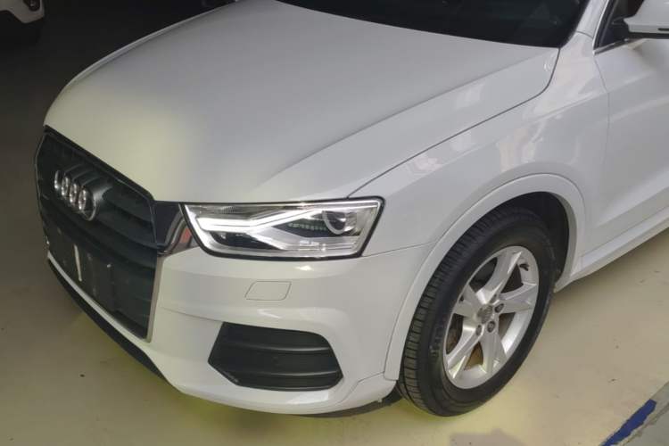 Used Audi Q3 2017 35 TFSI Fashion Model Left Front Headlight
