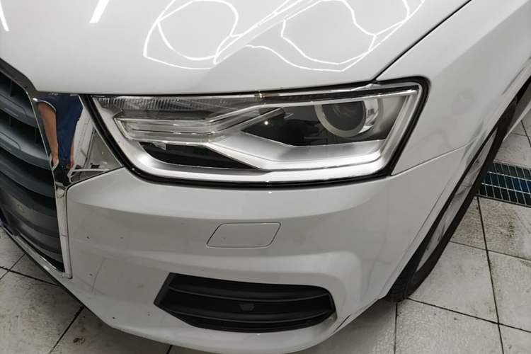 Used Audi Q3 2017 30 TFSI Fashion Model Left Front Headlight