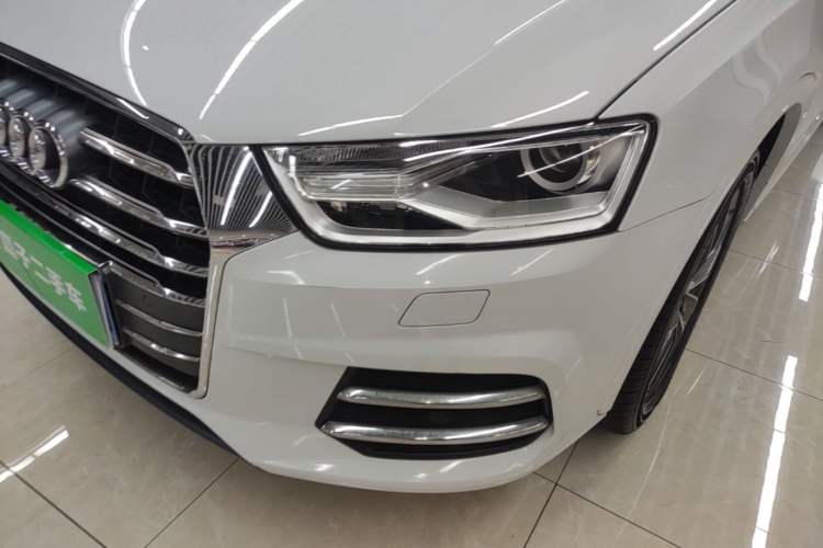 Used Audi Q3 2017 30 TFSI Fashion Model Left Front Headlight