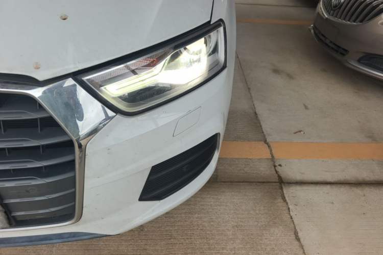 Used Audi Q3 2017 30 TFSI Fashion Model Left Front Headlight