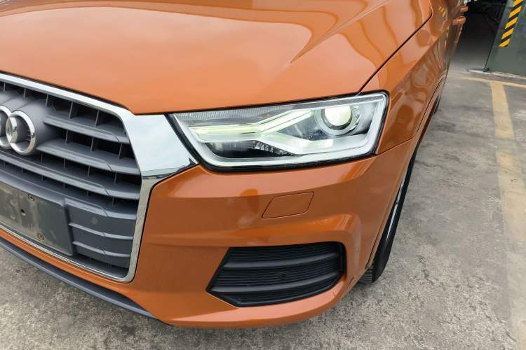 Used Audi Q3 2017 35 TFSI Fashion Model Left Front Headlight