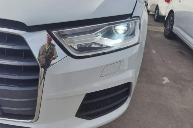 Used Audi Q3 2017 30 TFSI Fashion Model Left Front Headlight